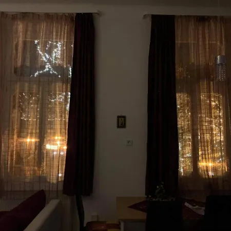 Varos Szive Apartment *