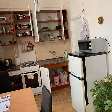 Apartment Varos Szive *